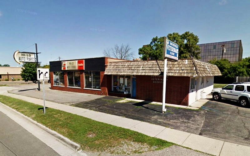 Ten-Tel Cleaners - 2011 Street View Of Vet And Auto Parts (newer photo)